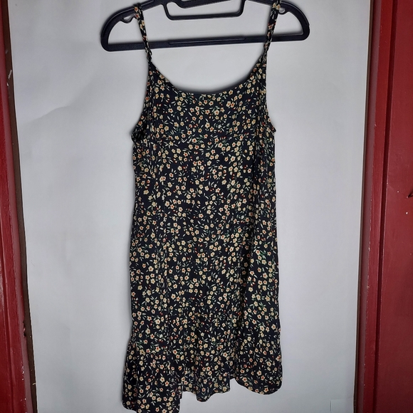Urban Outfitters Strappy Floral Top SZ L - Picture 2 of 6